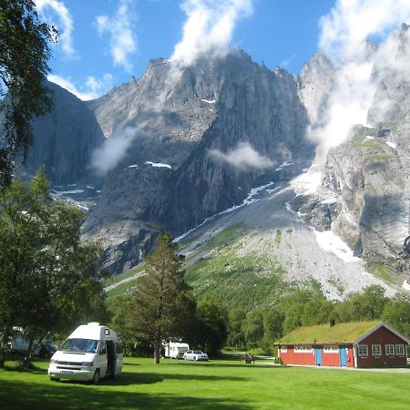 Trollveggen Camping Ондалснес Экстерьер фото